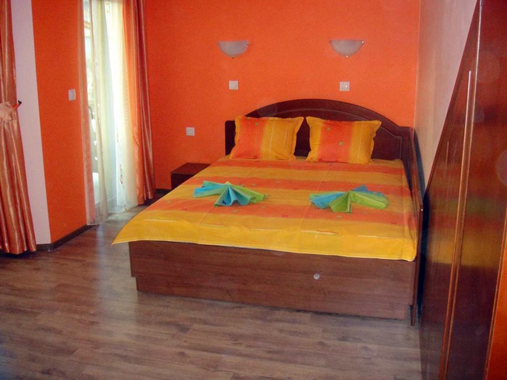 Guest House H Dzhogolanov 코프리브시티차 객실 사진