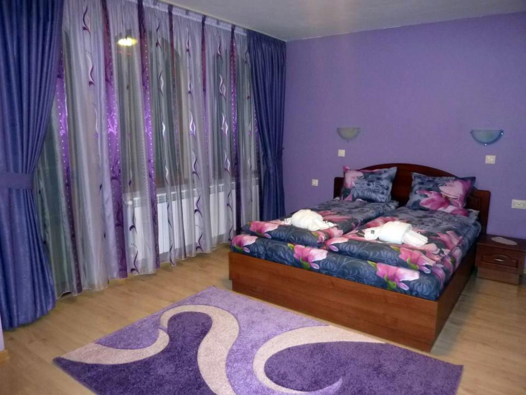 Guest House H Dzhogolanov 코프리브시티차 객실 사진