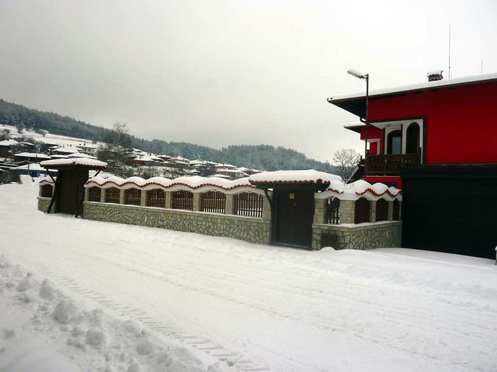 Guest House H Dzhogolanov 코프리브시티차 외부 사진