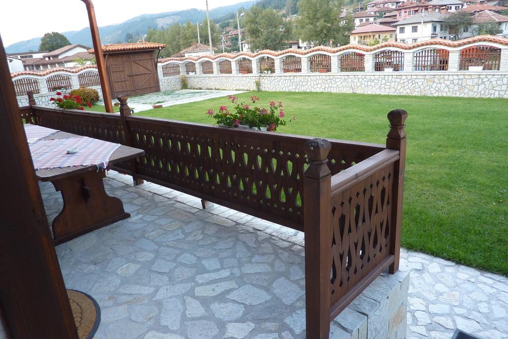 Guest House H Dzhogolanov 코프리브시티차 외부 사진