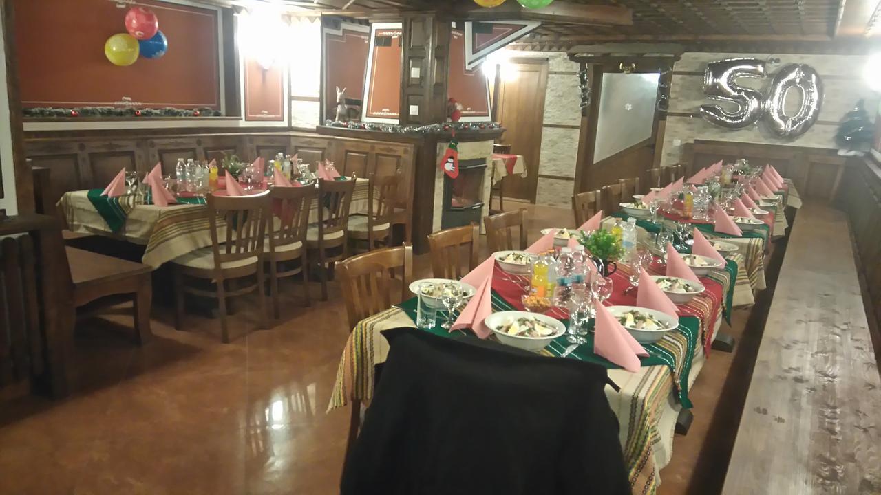 Guest House H Dzhogolanov 코프리브시티차 외부 사진